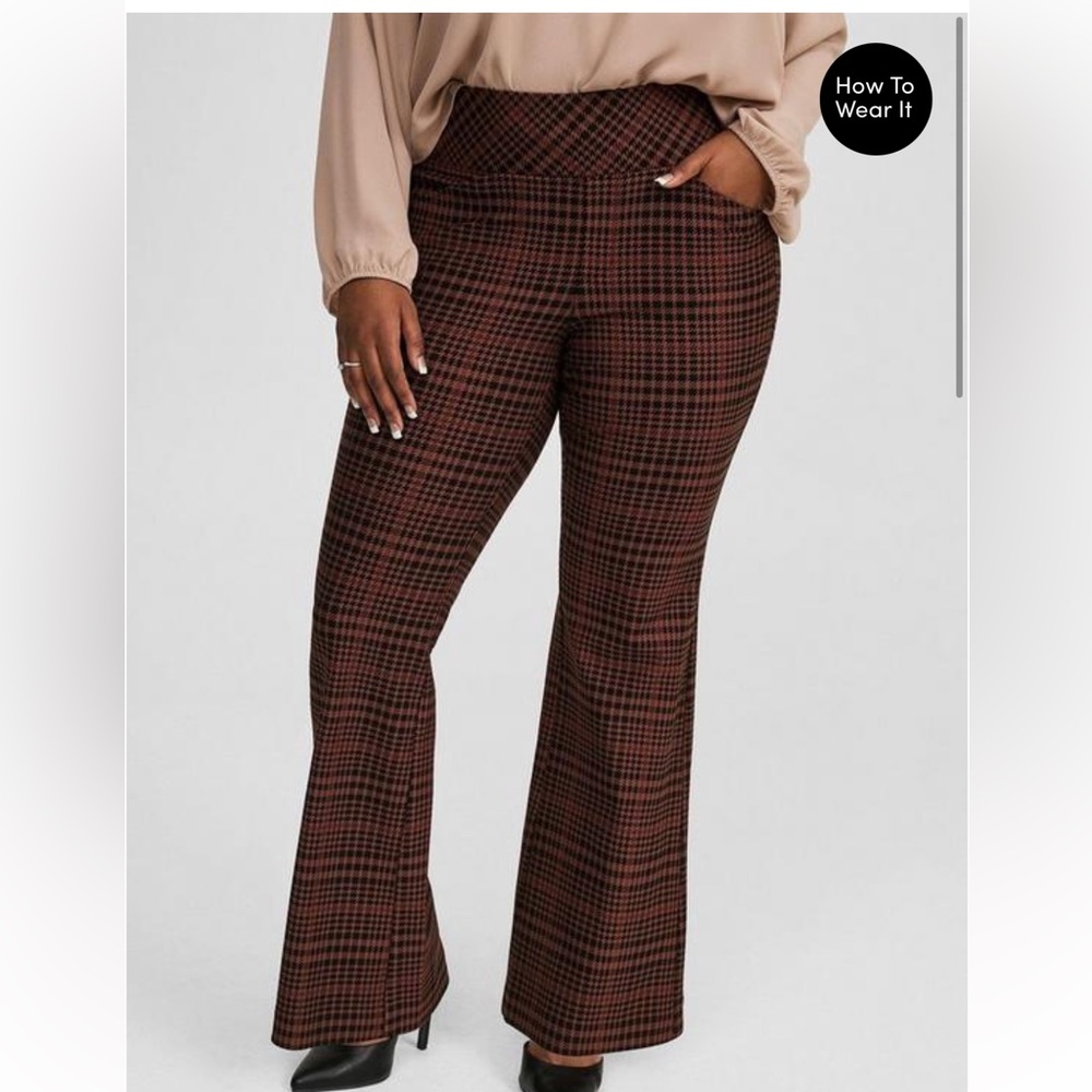 Torrid 3X short Pixie Flare Pant